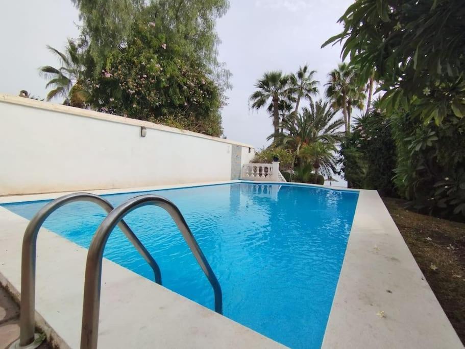 Beautiful 2 Bedroom In Calle Carabeo, Nerja Eksteriør bilde